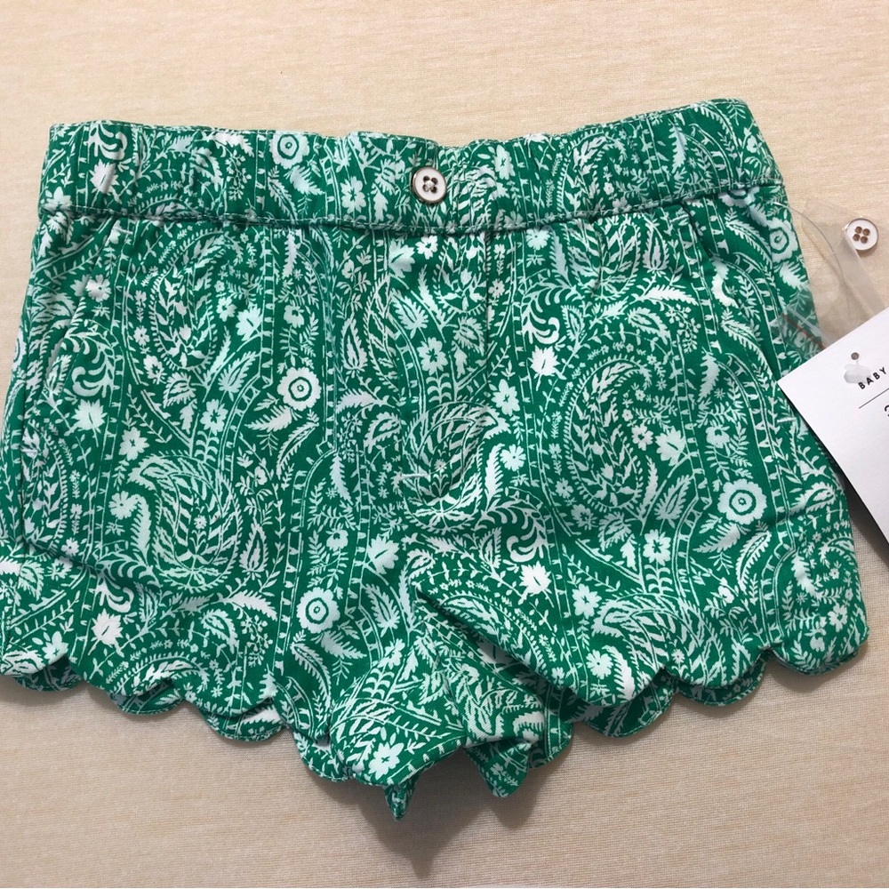 Crown & Ivy Kids shorts sz 3T new!
